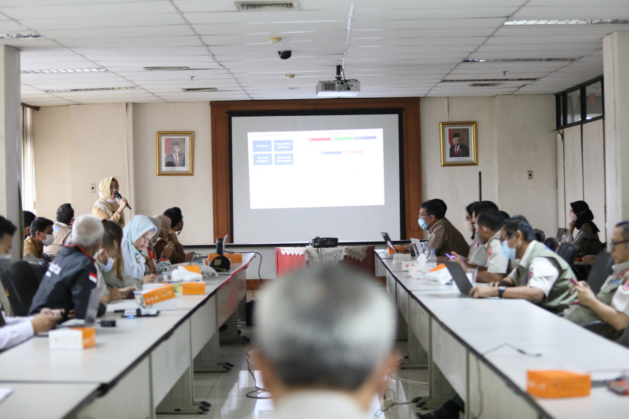 Kegiatan Monitoring dan Evaluasi Penanganan PMK Wilayah Provinsi DKI Jakarta di Kantor Dinas Ketahanan Pangan, Kelautan dan Pertanian, Jakarta, Senin (10/10).