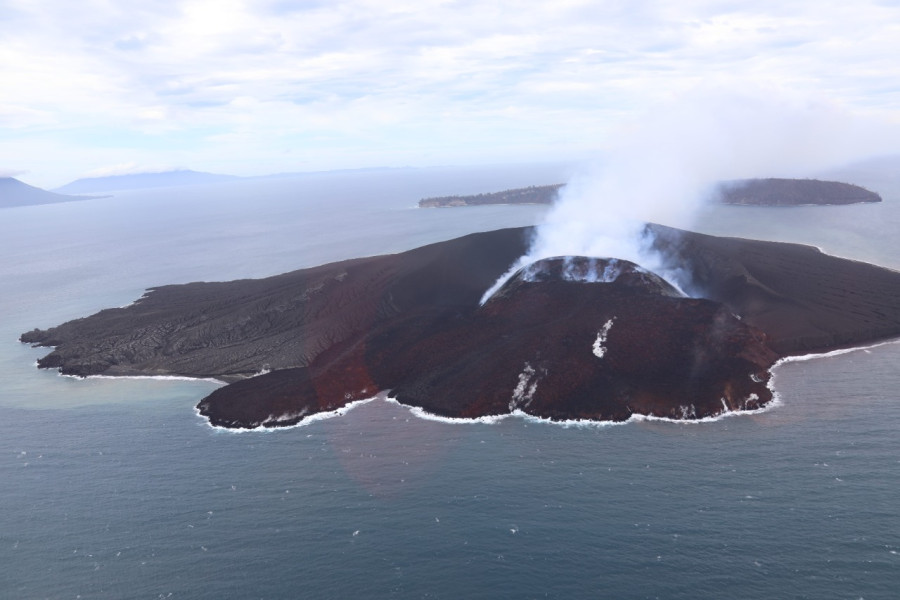 Hasil pantauan visual Gunung Anak Krakatau, Kabupaten Lampung Selatan, Provinsi Lampung pada Kamis (29/4).