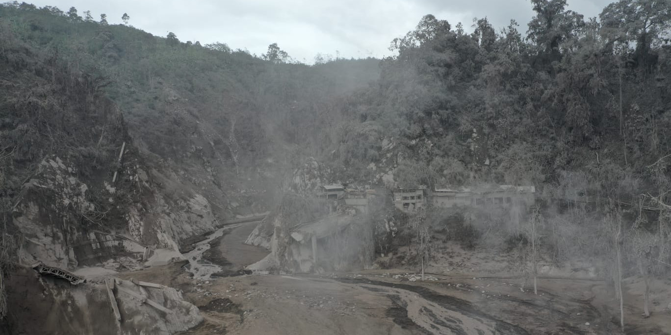 [Update]: Gunung Semeru Naik Level III, PVMBG Minta Aktivitas di Wilayah Tenggara Hingga Besuk Kobokan Dihentikan Sementara