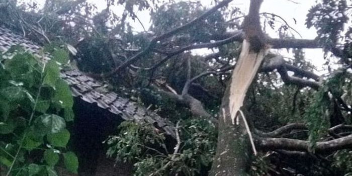 Puluhan Rumah Rusak di Kendal Diterjang Angin Kencang