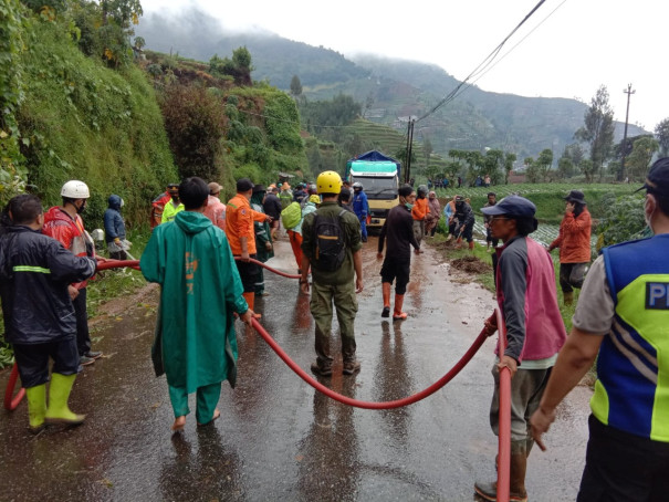 Satu Warga Kabupaten Wonosobo Luka Berat Akibat Tanah Longsor