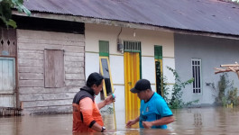 16.811 Warga Kabupaten Ketapang Terendam Banjir