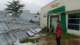 82 Rumah Alami Kerusakan Akibat Angin Puting Beliung di Kabupaten Musi Rawas