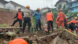 Tim Gabungan Lakukan Pencarian Tiga Warga Kota Bogor Pascalongsor