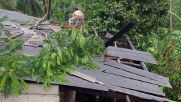 Angin Puting Beliung Terjang Lima Desa di Sukabumi