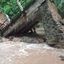 Satu Jembatan Rusak Berat setelah Hujan Lebat Guyur Dua Kecamatan di Kabupaten Pohuwato