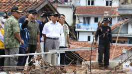 Menko PMK : BNPB Akan Berikan Dana Hunian Sementara Bagi Pengungsi di Bogor