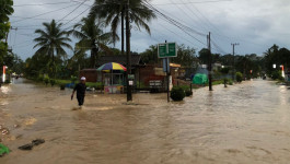 Banjir Masih Ganggu Aktivitas Warga Kota Samarinda