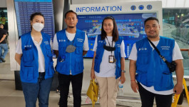 Pelayanan Inklusif Panitia Nasional Terhadap Delegasi dan Jurnalis GPDRR Setiba di Bandara