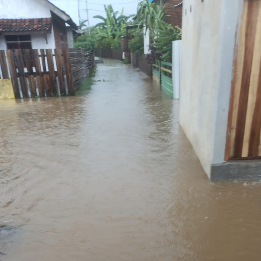 Banjir di Kawasan Sumbawa Mengakibatkan 94 KK Terdampak