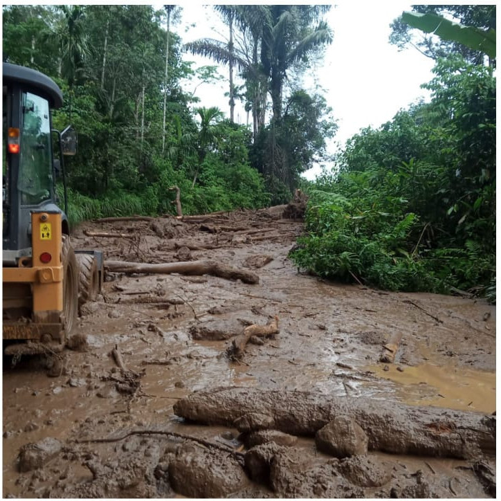 Banjir dan Longsor Melanda Dua Kecamatan, BPBD Pasaman Kerahkan Alat Berat