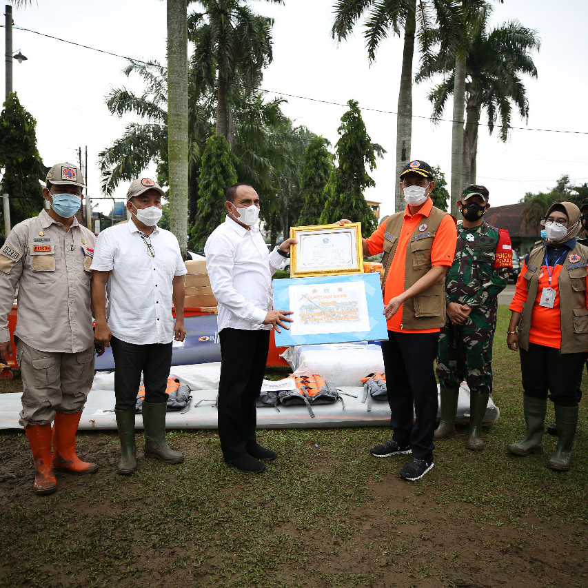 Kepala BNPB Tinjau Penanganan Banjir di Deli Serdang