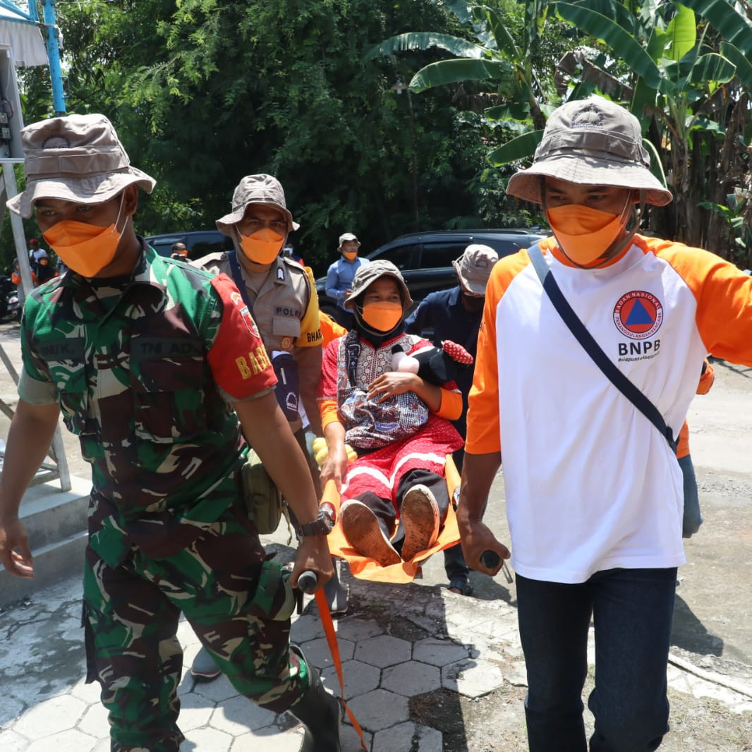 Tingkatkan Kesiapsiagaan Masyarakat, BNPB Gelar Geladi Sistem Peringatan Dini Banjir di Magetan