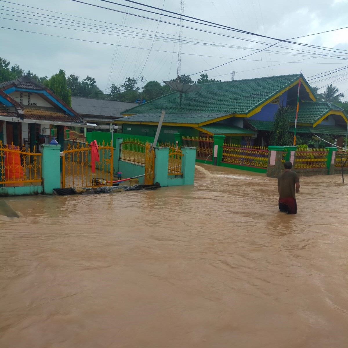 Banjir Kabupaten Muara Enim, BPBD Evakuasi Warga ke Tempat Aman