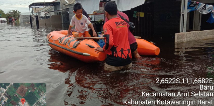 [Update] – Banjir Masih Genangi Beberapa Titik di Kabupaten Kotawaringin Barat